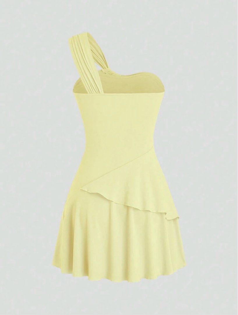 Yellow One-Shoulder Ruched Mini Dress (Category: Dresses) located in Las Pinas. Submitted by yzzalouis (Listing ID 1441676062, Image 2). Description: - Adorable yellow mini dress - Chic one-shoulder design - Flattering ruched detailing on the bodice - Trendy asymmetrical ruffled hemline - Ideal for parties, dates, or a night out - Comfortable and easy to wear 💳Mode of Payment: 🤎COD (if meet up) 💙GCash 💚GoTyme 🛵Mode of Delivery: Standard - J&