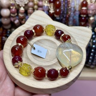 (Category: ) located in . Submitted by craftgalleyph (Listing ID 1441618113, Image 1). Description: .