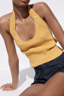 (Category: ) located in . Submitted by tinycloset__ (Listing ID 1441605930, Image 1). Description: .