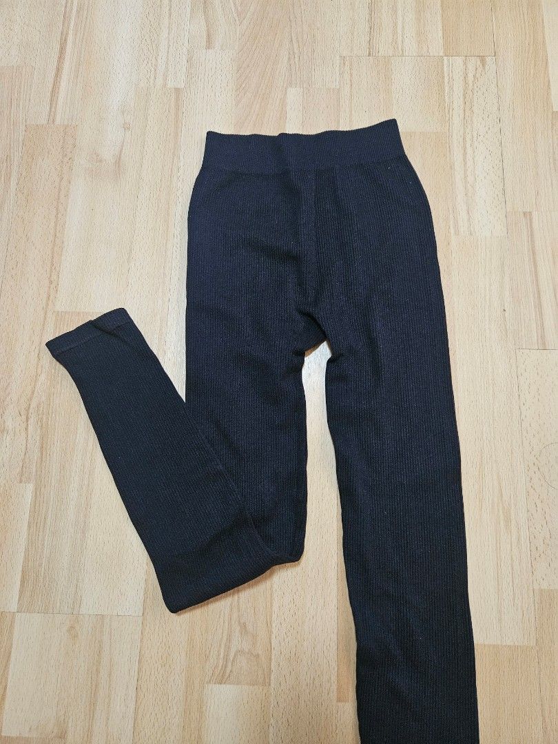 Zara ribbed leggings (Category: Other Bottoms) located in Quezon City. Submitted by cheapbrandy (Listing ID 1441612077, Image 1). Description: .