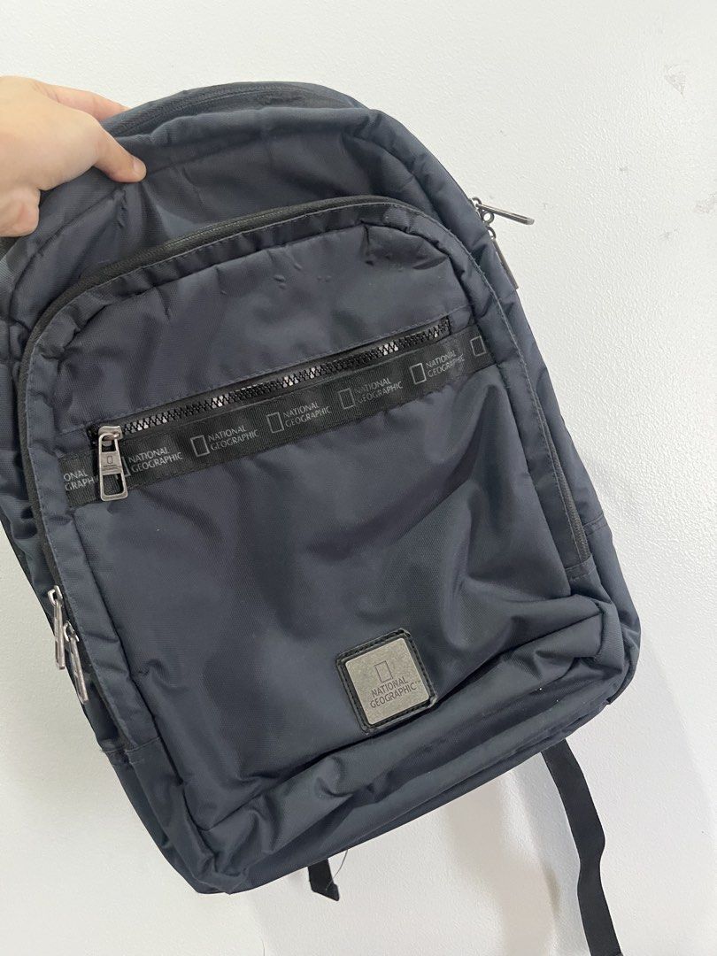 13-inch laptop bag (Category: Laptop Bags & Sleeves) located in Quezon City. Submitted by jnapreloved (Listing ID 1446727415, Image 2). Description: Original bag, mall quality Sleek bag / not bulky (my fave) Many compartments Issue: damaged zipper (see last photo), needs repair RFS: no longer used Lalamove fee to be shouldered by buyer Loc: Cubao near Gateway.