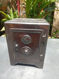 (Category: ) located in . Submitted by AntiquesVIP (Listing ID 1446845109, Image 1). Description: .