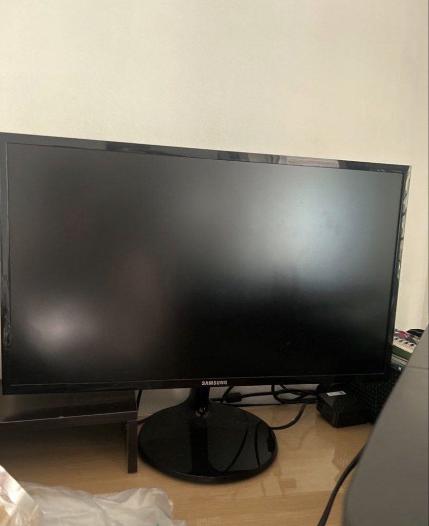 24 inch Samsung Monitor