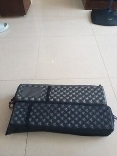（分類：）位於 。 由 kimi_thesnake18 提交（商品編號 1446792991，圖片 1）。簡介： 。