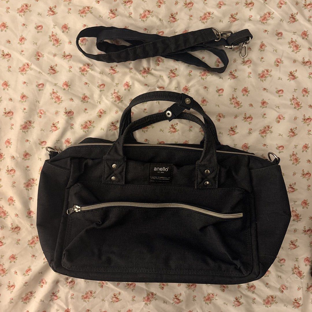 Anello Dark Blue Boston Square 2 Way Canvas Shoulder Bag Regular Size (Category: Cross-body Bags) located in Antipolo. Submitted by missythings (Listing ID 1446854482, Image 2). Description: .