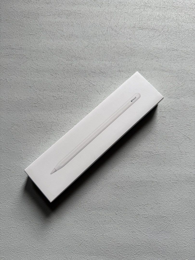Apple Pencil (2nd Gen) Wireless (Category: iPad) located in Quezon City. Submitted by apple__avenue (Listing ID 1446746343, Image 3). Description: Selling good as Brand-New Apple Pencil Gen 2, Complete inclusions and no issue or scratches. With warranty. Note: See last picture posted for compatibility Meetups and delivery around QC or nearbys, Shipping via Lalamove/LBC COD/COP.