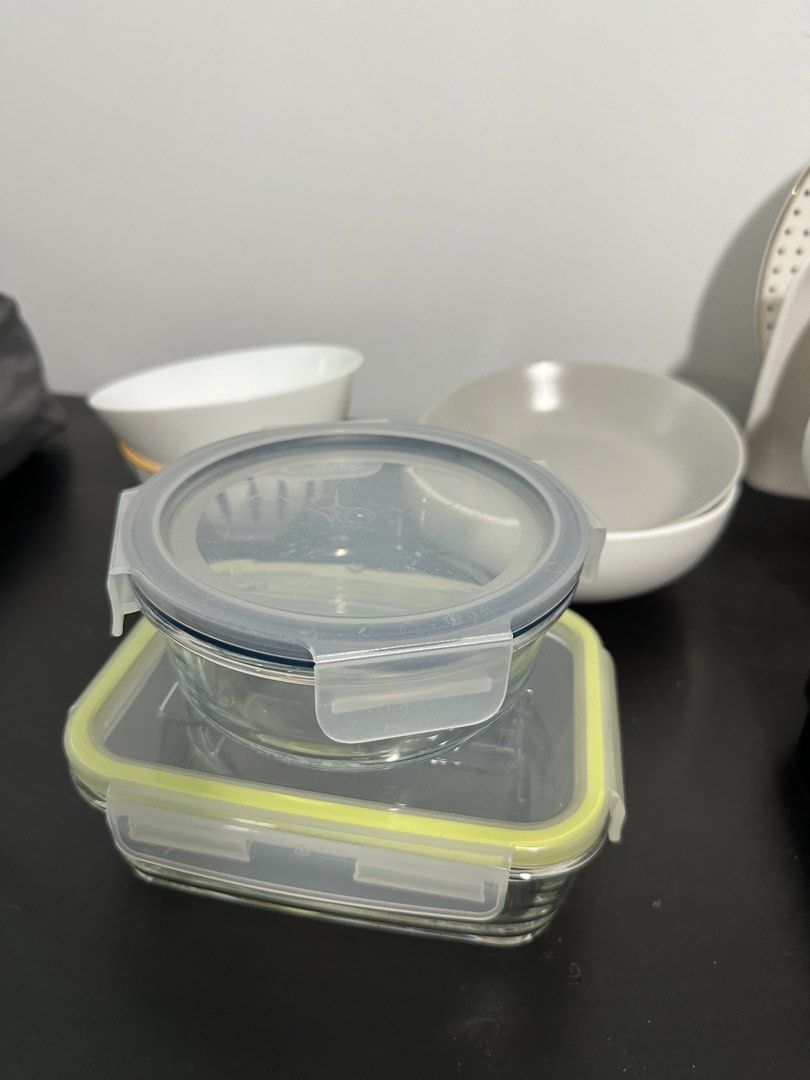 Assorted Dinnerware Set with Containers For Sale496352547926845443