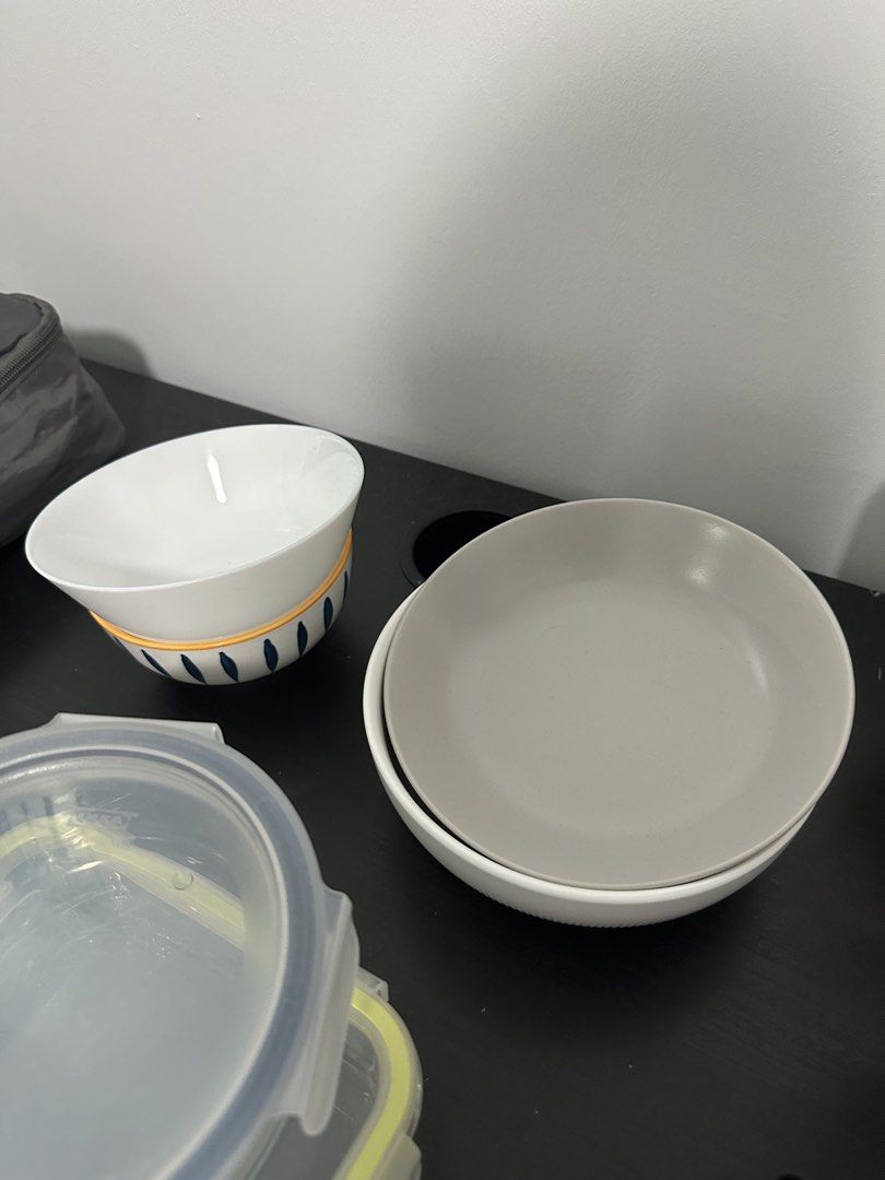 Assorted Dinnerware Set with Containers For Sale496352547926845444