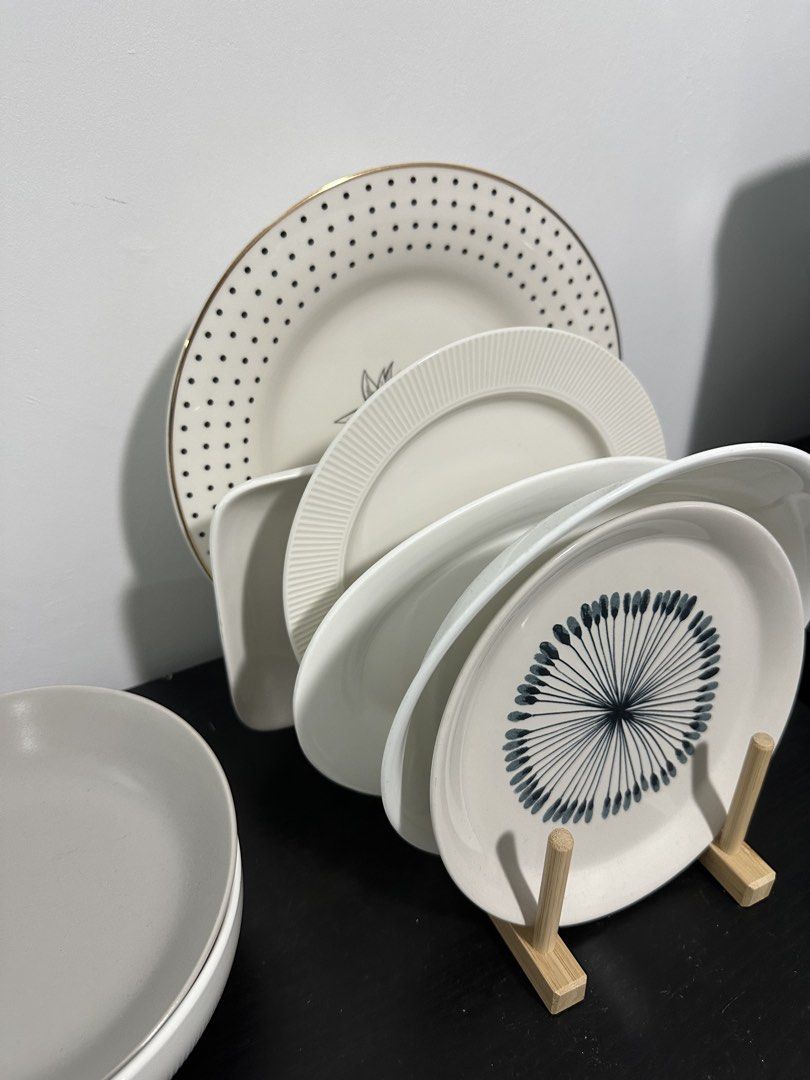 Assorted Dinnerware Set with Containers For Sale496352547926845442