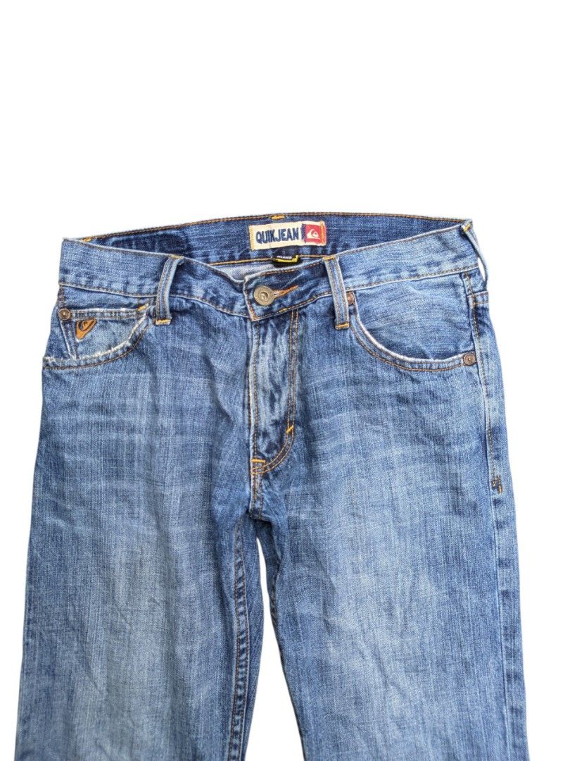 Authentic 2000's Quicksilver Jeans (Category: Jeans) located in Kapalong. Submitted by hashhthrift (Listing ID 1446758072, Image 3). Description: issue sign of use waist 30 length 39 hem 7.8.