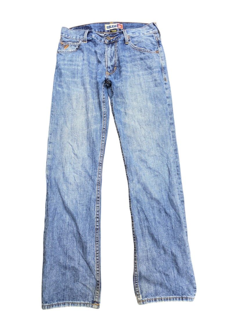 Authentic 2000's Quicksilver Jeans (Category: Jeans) located in Kapalong. Submitted by hashhthrift (Listing ID 1446758072, Image 2). Description: issue sign of use waist 30 length 39 hem 7.8.