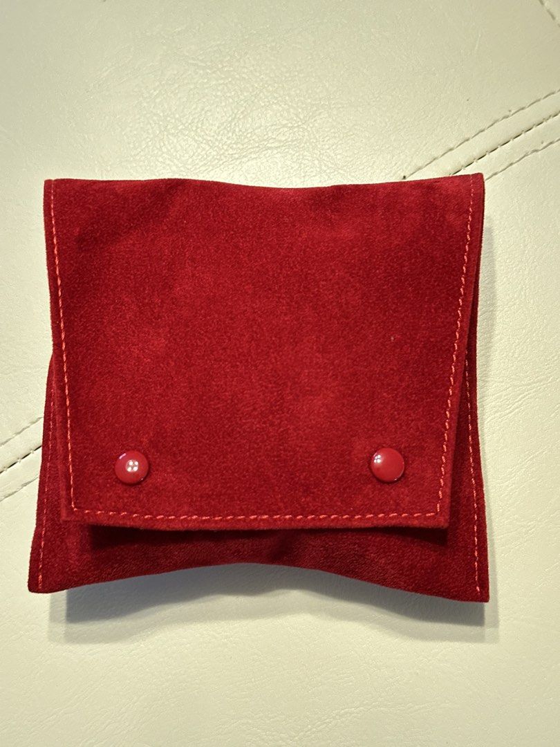 Authentic Cartier Watch Pouch (Category: Luxury Accessories) located in Bulacan. Submitted by youlovewatches (Listing ID 1446790835, Image 2). Description: 100% Authentic Watch pouch from Cartier Limited stocks only.