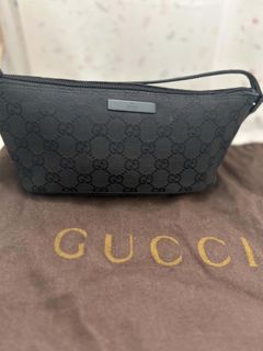 (Category: ) located in . Submitted by preloved_0422 (Listing ID 1446737732, Image 1). Description: .