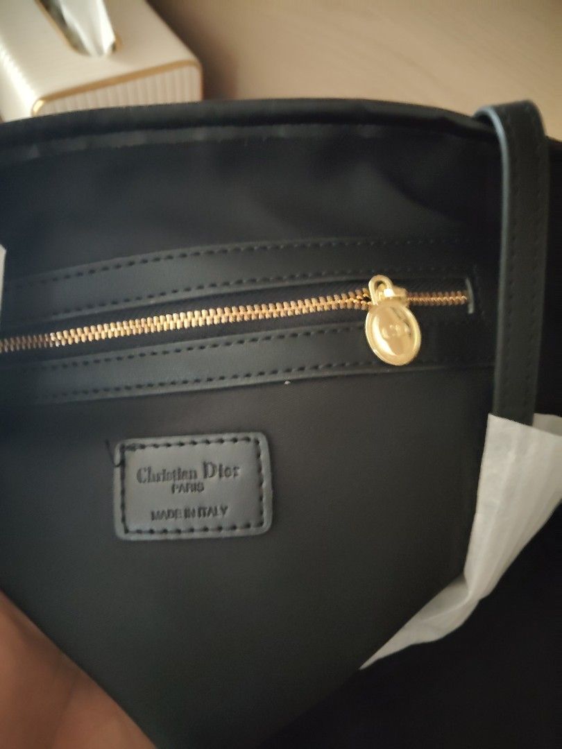 Bag （分類：Tote Bags）位於 Hong Kong。 由 domjane 提交（商品編號 1446724813，圖片 3）。簡介： 。