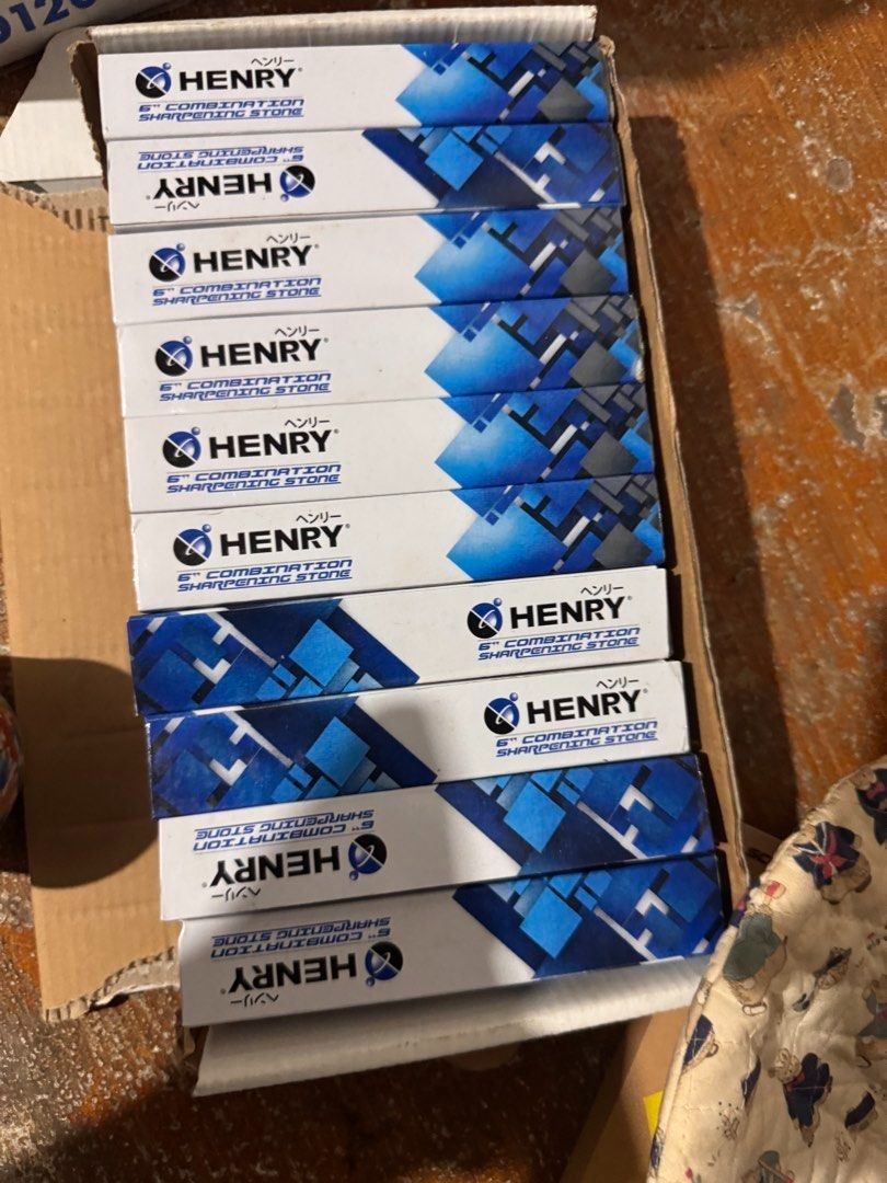 Bago panghasa / henry combination Sharpening stone (Category: Knives & Chopping Boards) located in Marikina City. Submitted by cheaponsales (Listing ID 1446823482, Image 3). Description: Panghasa ng kutsilyo May isang box pa po (12pcs) .