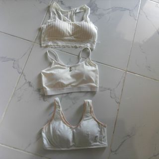 (Kategori: ) berada di . Dikirim oleh declutterhine (ID iklan 1446782848, Gambar 1). Deskripsi: .
