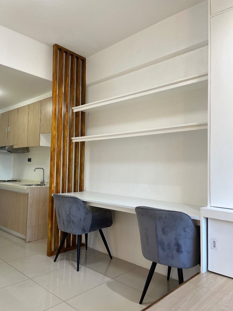 Berkeley Residences – Upgraded Studio Unit for Sale (Category: Apartments & Condos) located in Pasig City. Submitted by brokerceejpulido (Listing ID 1446723979, Image 2). Description: Move into a beautifully upgraded studio in one of Katipunan's most convenient residential communities. Whether you're a student, young professional, investor, or looking for a home in a prime location, this unit offers excellent value and accessibility. 🏡 Property 