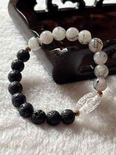 (Category: ) located in . Submitted by crystalveil (Listing ID 1446746300, Image 1). Description: .