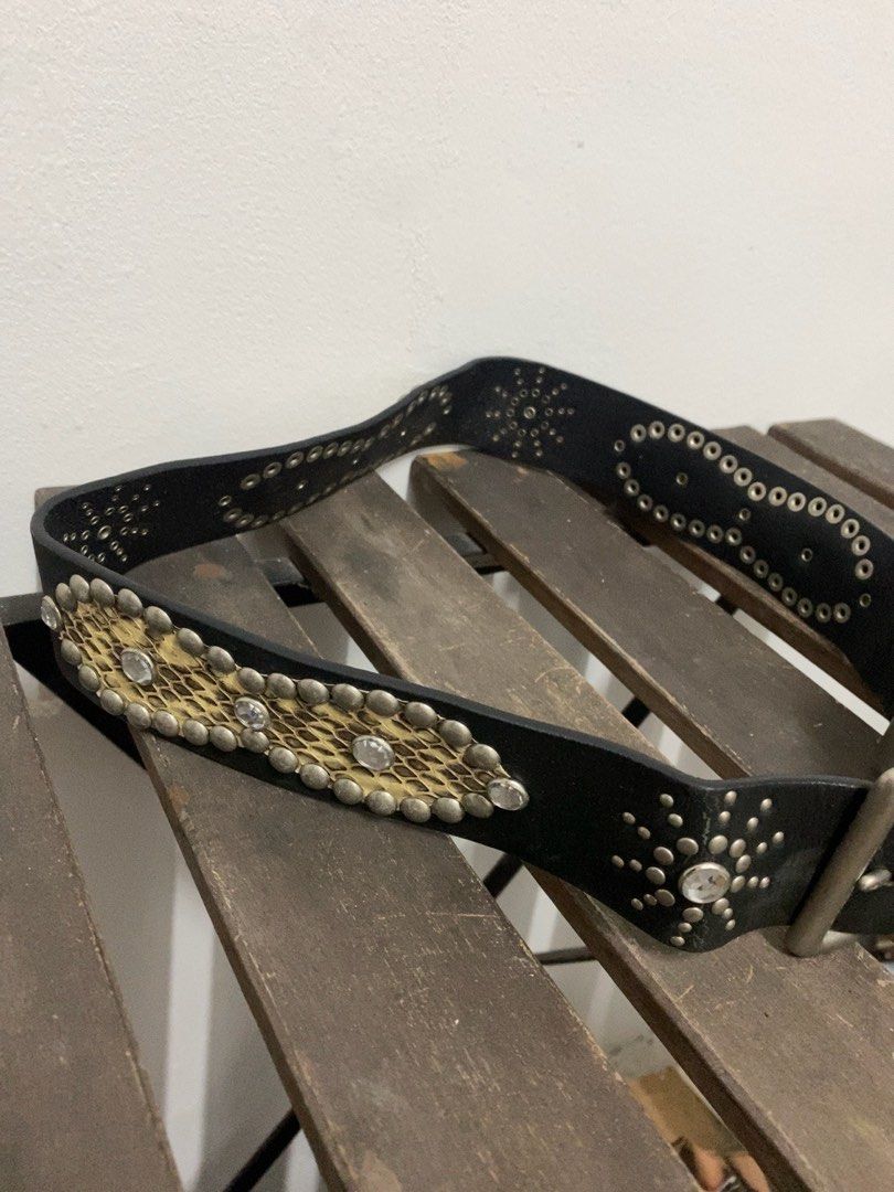 Black Studded Rhinestone Western Boho Faux Leather Belt Snake Print Panel Y2K Festival (Category: Belts) located in Kuala Lumpur. Submitted by johnbundle44235 (Listing ID 1446859547, Image 2). Description: Item Specifics * Brand: Unbranded * Department: Women * Type: Belt * Color: Black * Material: Faux Leather * Hardware Color: Antique Silver * Pattern: Studded / Rhinestone * Style: Western, Boho, Y2K, Festival, Cowgirl * Features: Studded, Eyel