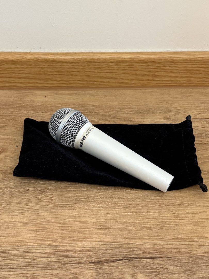 BMB NKR-100 Wired Microphone with Pouch