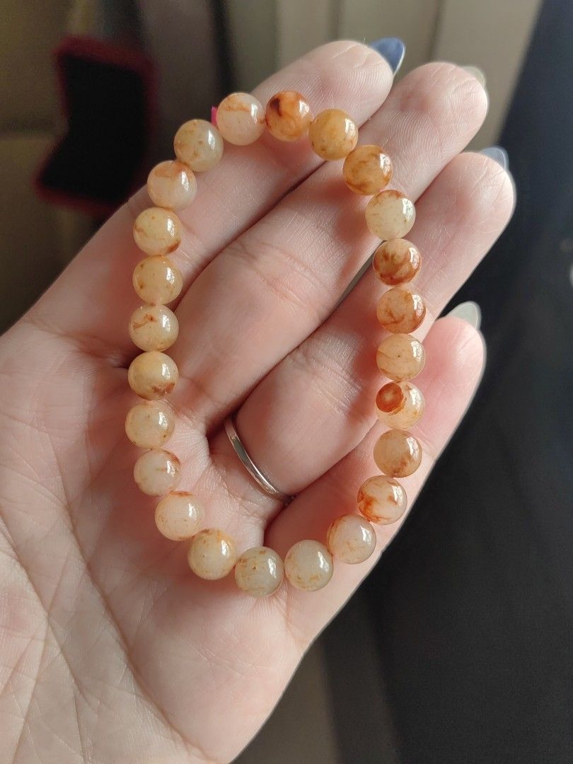 Burma jadeite sajin 7.8mm 16cm (Category: Bracelets) located in Manila. Submitted by givesomespace (Listing ID 1446825165, Image 3). Description: ❤price is firm and final ❤natural burma jadeite sajin ❤7mm+ 16cm ❤comes with velvet box, certificate and jewelry pouch.