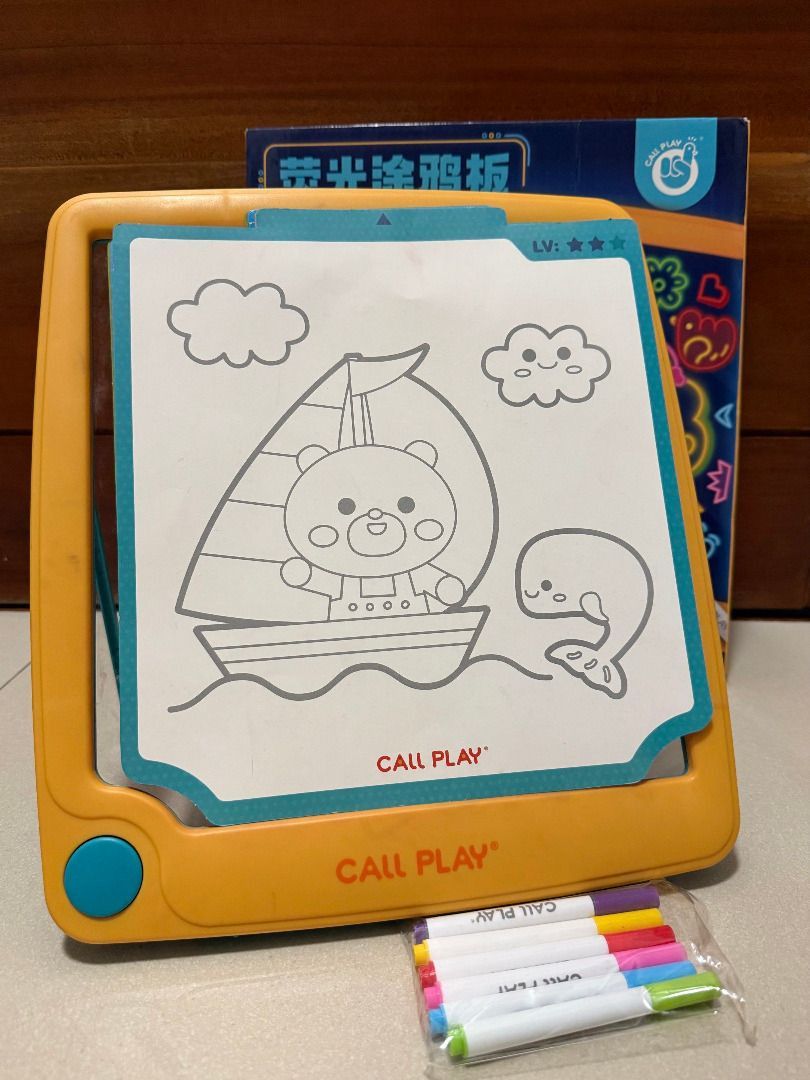 Call Play Magic Light Drawing Board with Markers (Category: Educational & Learning Toys) located in Manila. Submitted by shopforprelovedclothes (Listing ID 1446724713, Image 1). Description: .