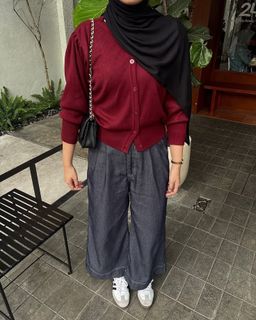(Kategori: ) berada di . Dikirim oleh papipu (ID iklan 1446848861, Gambar 1). Deskripsi: .