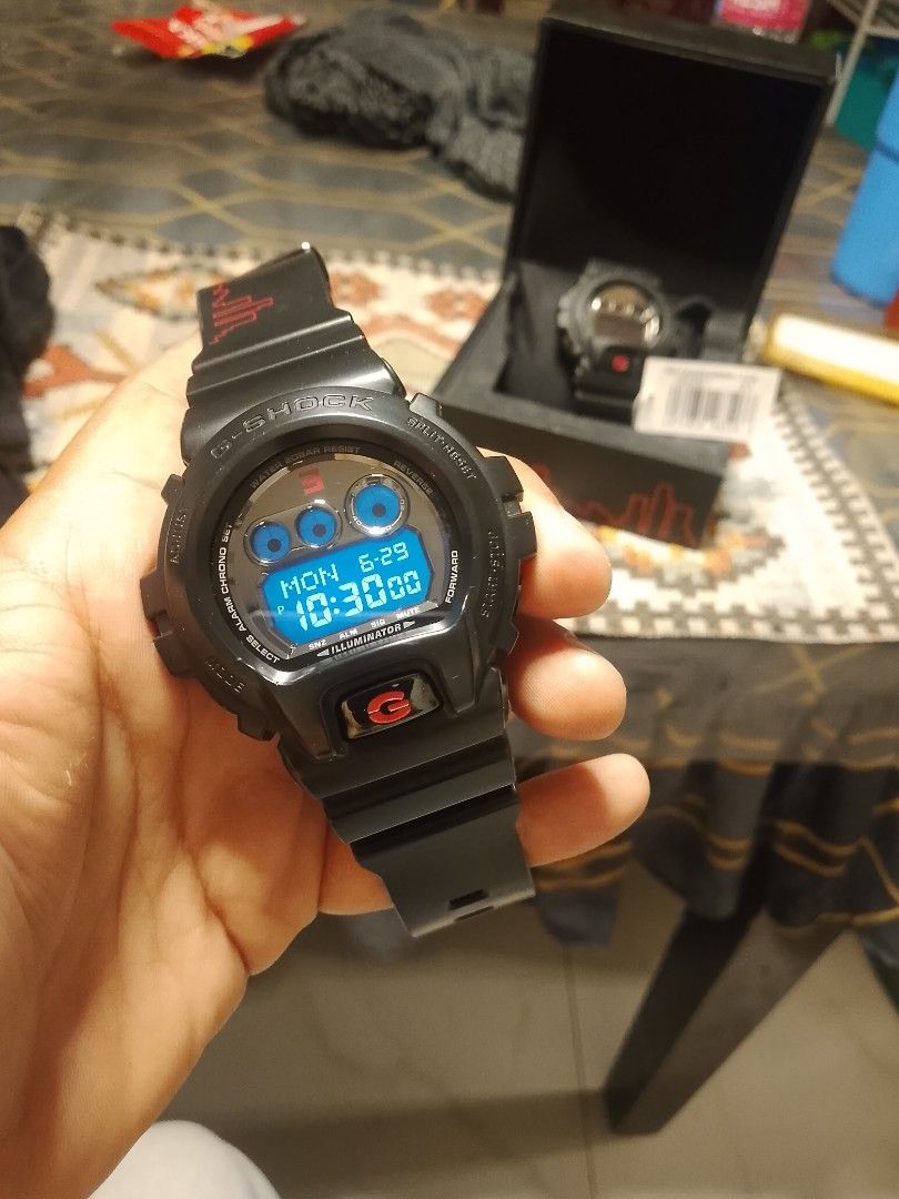 Casio G-Shock DW-6900 Watch (Category: Men's Watches) located in Muntinlupa City. Submitted by jennishelj53649 (Listing ID 1446736167, Image 2). Description: GDX6900MNM GSHOCK x SLIMSHADY EMINEM LIMITED EDITION RARE USED CONDITION NOT ABUSED WITH BOX NAKATAGO NALANG LAGUNA AREA.