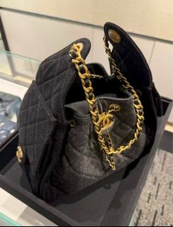 (Category: ) located in . Submitted by chicluxury (Listing ID 1446729622, Image 1). Description: .