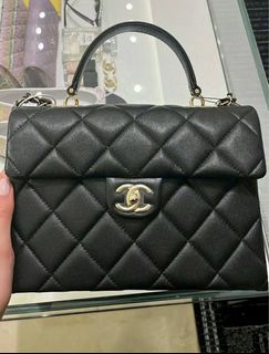 (Category: ) located in . Submitted by chicluxury (Listing ID 1446729260, Image 1). Description: .
