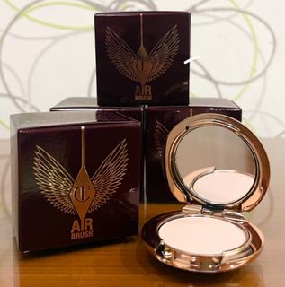(Category: ) located in . Submitted by vanityboutique (Listing ID 1446911345, Image 1). Description: .