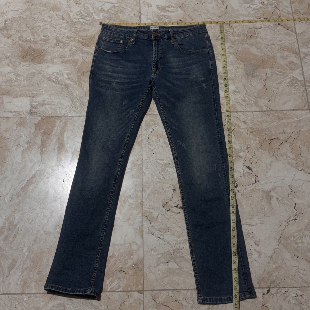 Chevignon Slim Straight Blue Denim Jeans (Category: Jeans) located in Quezon City. Submitted by EveryWANTShop (Listing ID 1446879350, Image 1). Description: - Classic blue denim jeans from Chevignon - Slim straight fit - Distressed details and fading throughout - Button fly closure - Ideal for everyday wear - Measurements available in photos.