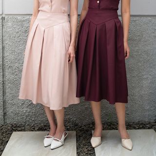 (Kategori: ) berada di . Dikirim oleh girls_store_official (ID iklan 1446784530, Gambar 1). Deskripsi: .