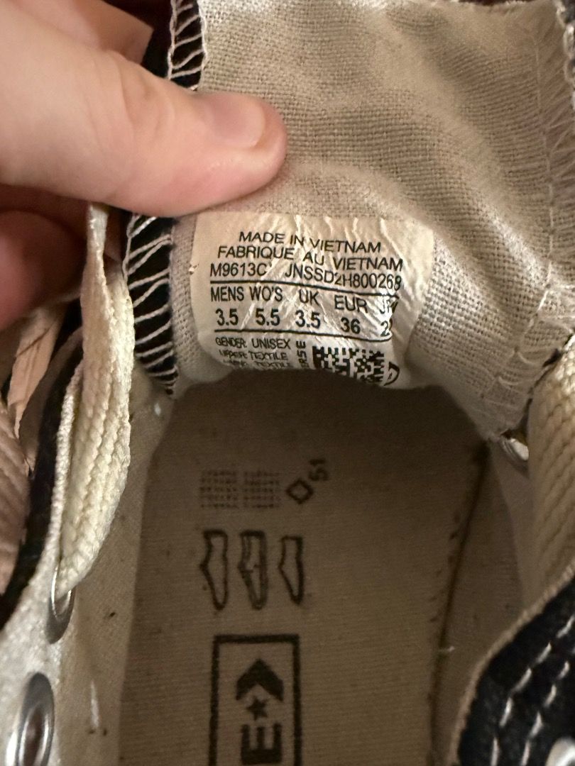 Chuck Taylor Converse (DIVISORIA PRODUCT) (Category: Dress Shoes) located in Quezon City. Submitted by cgemb024 (Listing ID 1446743232, Image 2). Description: It is not original but replicate bought in divisoria. Not worn too much. Size is on photo..