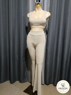 (Category: ) located in . Submitted by caiandcoclosetph (Listing ID 1446904563, Image 1). Description: .