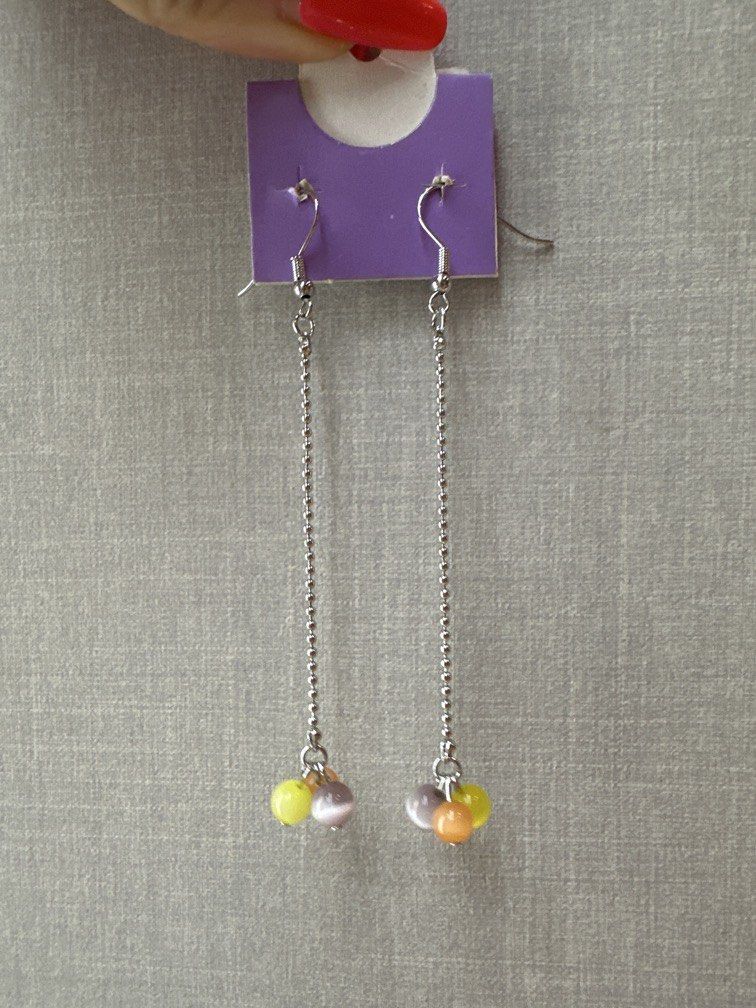 Dangling ball earrings (Kategori: Perhiasan Wanita) berada di Jakarta Utara. Dikirim oleh luxcloset11 (ID iklan 1446830345, Gambar 1). Deskripsi: .