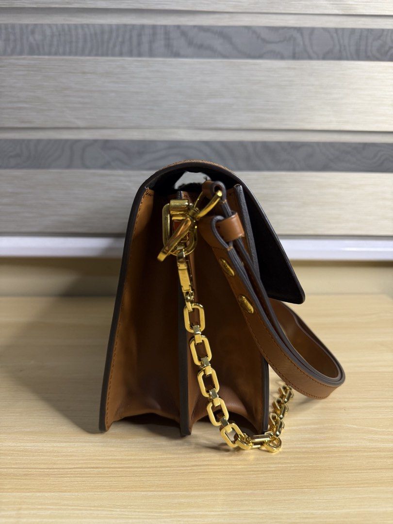 Dauphine bag (Category: Luxury Bags & Wallets) located in Manila. Submitted by loveluxe_ph22 (Listing ID 1446740628, Image 3). Description: all items are 100% original moneyback open for meet or cod around manila .