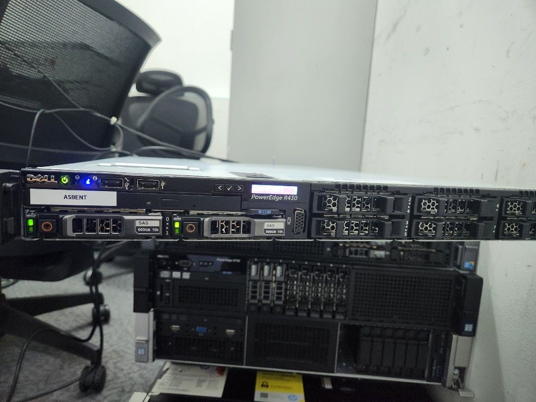 Selling a clean Dell R430 1U server