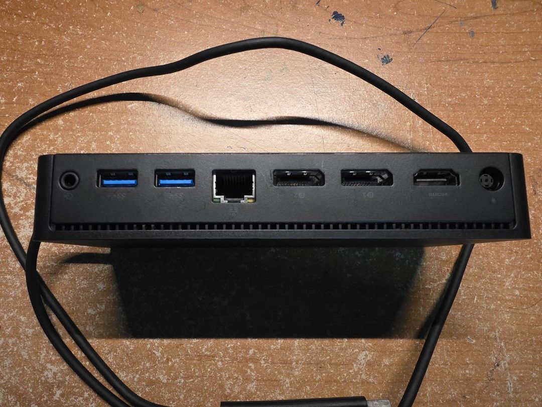 Dell Thunderbolt Docking Station with Power Adapter496665951784806402