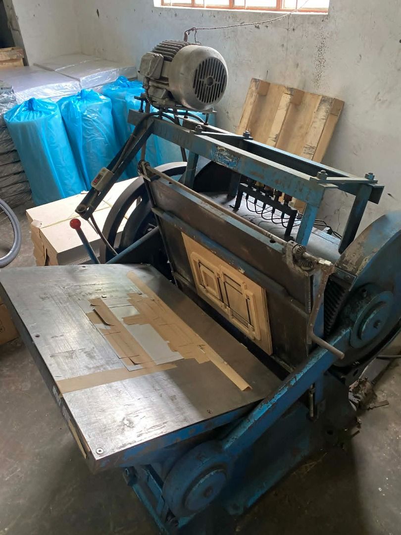 Die Cutting Machine for Cardboard and Paper (Category: Craft Supplies & Tools) located in Paranaque City. Submitted by goldenwhale.c6c4bd (Listing ID 1446770623, Image 1). Description: Die Cutting Machine Industrial (Platen Press) – - Heavy duty die cutting machine - Brand: Likely TATMING - Color: Blue - Ideal for cutting cardboard and paper - Comes with a die cutter - Machine is in good working condition - Selling as is - Please check photos for