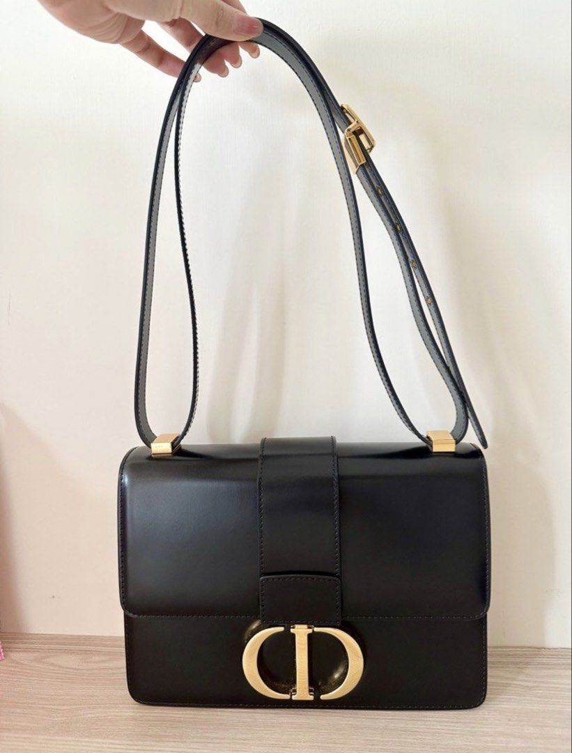 Dior 30 montaigne （分類：手袋及銀包）位於 Hong Kong。 由 he2nay 提交（商品編號 1446767293，圖片 1）。簡介： 。