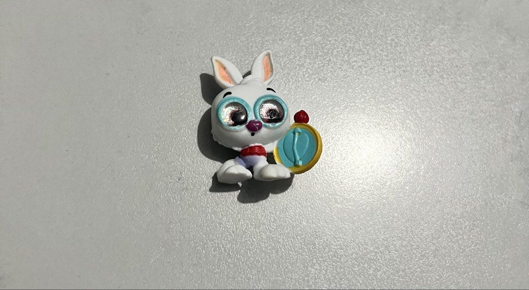 Disney Doorables “White Rabbit” (Moose) (Category: Designer & Blind Box Toys) located in Quezon City. Submitted by pwrproductions (Listing ID 1446727753, Image 1). Description: .