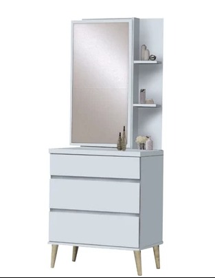 (Category: ) located in . Submitted by emmashoppingg (Listing ID 1446826897, Image 1). Description: .