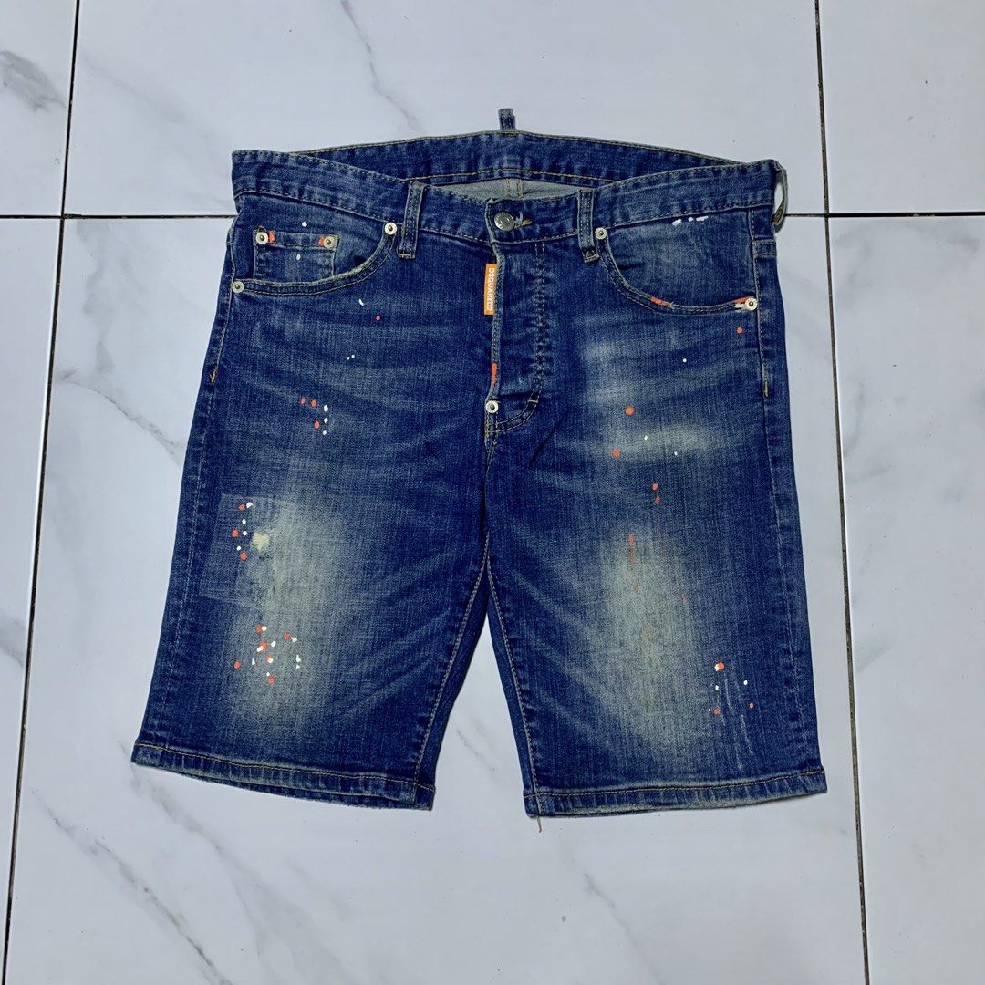 Dsquared2 Denim Short (Category: Shorts) located in Mandaue City. Submitted by hannahitems (Listing ID 1446900281, Image 1). Description: Dsquared2 Denim Short 33.5 waistline 18 length 8.5 leghole Excellent -600.
