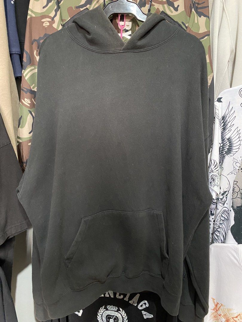 ESSENTIALS (Category: Coats, Jackets and Outerwear) located in Rizal. Submitted by thrift.cartel (Listing ID 1446774339, Image 3). Description: CHARCOAL BLACK.