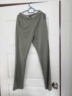 (Category: ) located in . Submitted by NewNPreloved (Listing ID 1446828401, Image 1). Description: .