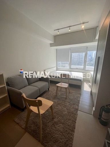 For Sale Studio at Proscenium Residences (Category: Apartments & Condos) located in Makati City. Submitted by REMAXUNLIMITEDPH (Listing ID 1446745651, Image 2). Description: For Sale Studio at Proscenium Residences 29 sqm PHP 12,500,000 MONICA DY Remax Unlimited 09178670719.