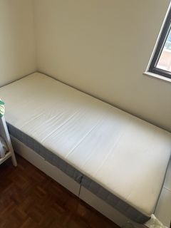 （分類：）位於 。 由 missyforgot 提交（商品編號 1446758428，圖片 1）。簡介： 。