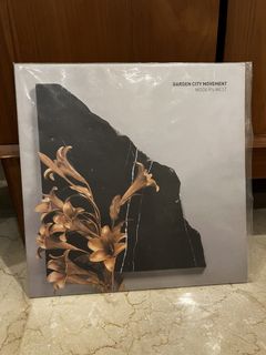 (Kategori: ) berada di . Dikirim oleh vinyletcetera (ID iklan 1446856276, Gambar 1). Deskripsi: .