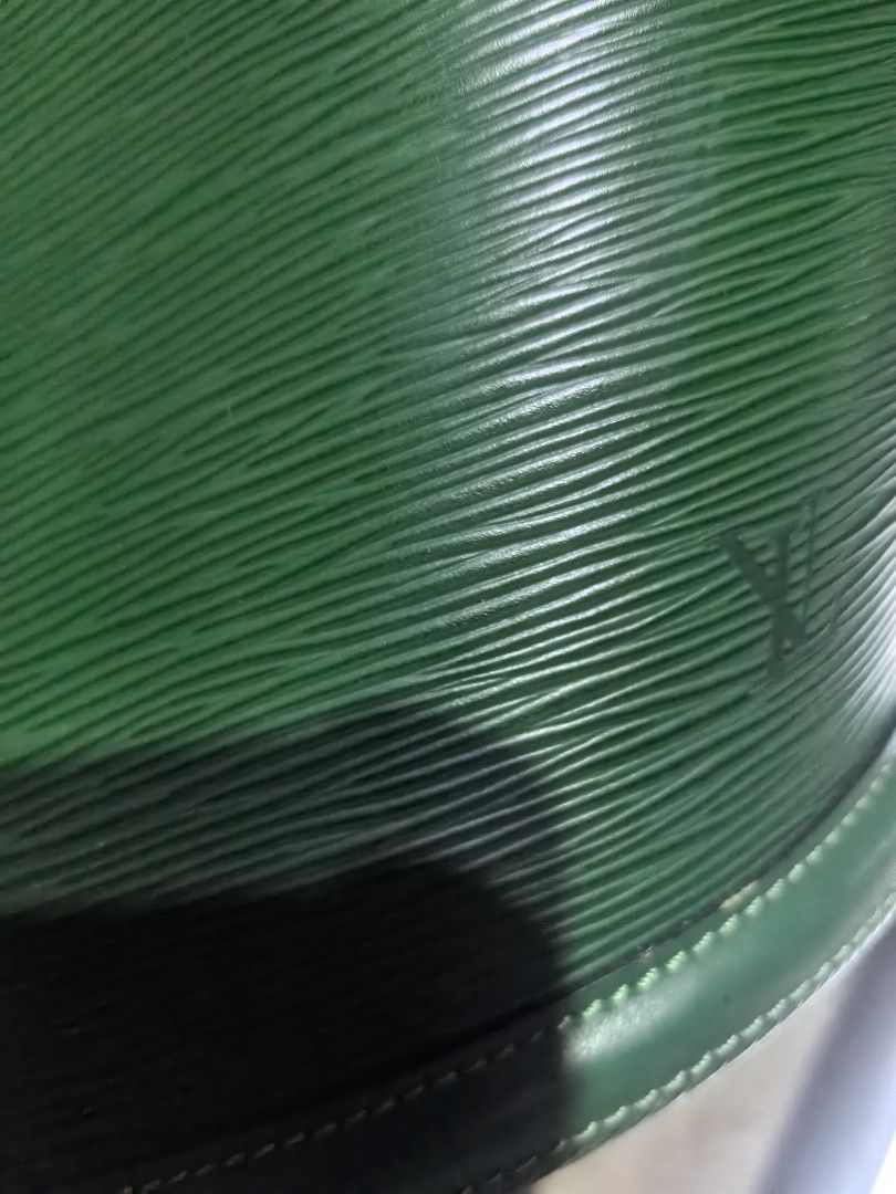 Green Louis Vuitton Epi Leather Shoulder Bag (Category: Luxury Bags & Wallets) located in Quezon City. Submitted by uptrendglam (Listing ID 1446796673, Image 2). Description: - Authentic Green St Jacques Louis Vuitton Shoulder Bag, GM - Made with classic Epi Leather - Ideal for everyday use - Interior is clean - A chic and versatile accessory.